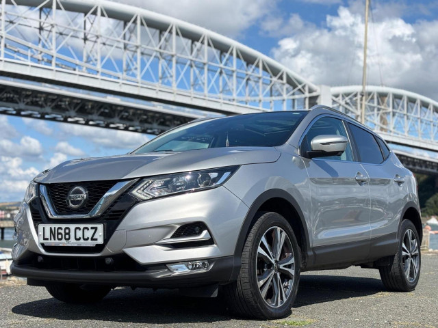 NISSAN