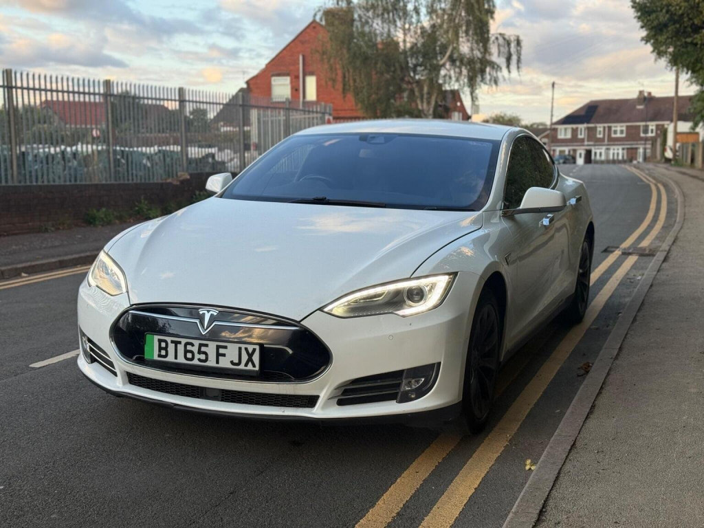 TESLA MODEL S