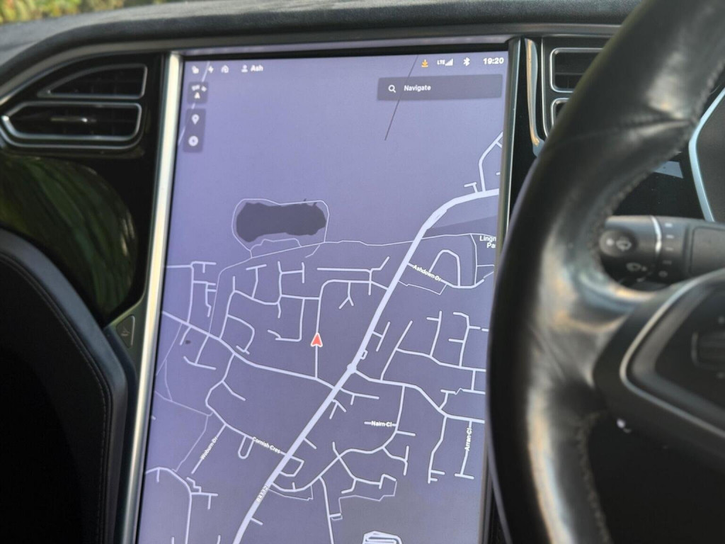 TESLA MODEL S