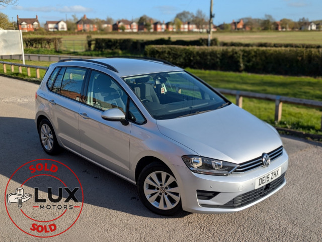 VOLKSWAGEN GOLF SV 1.6 TDI BlueMotion Tech SE
