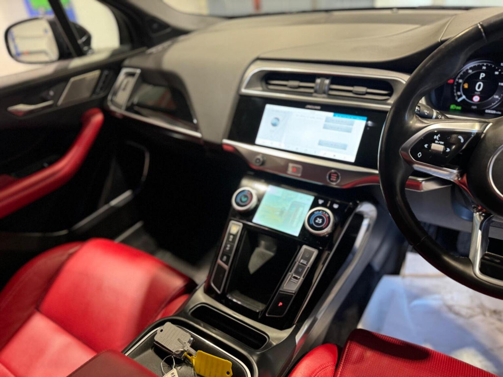 JAGUAR I-Pace