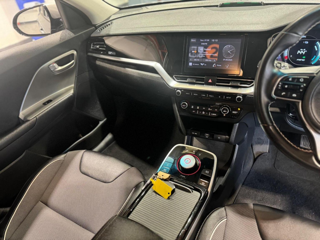 KIA NIRO