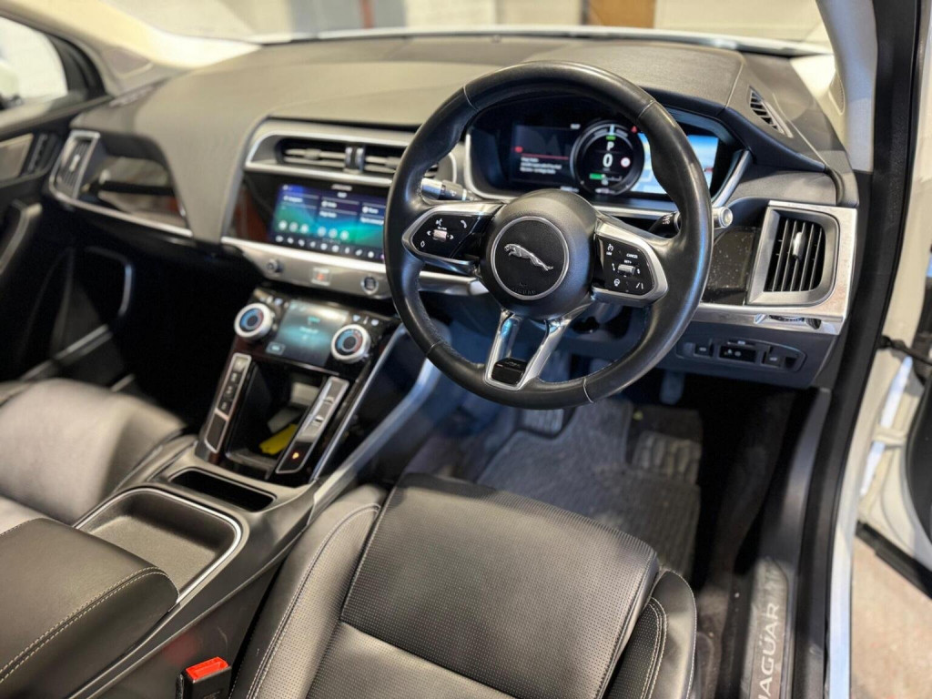 JAGUAR I-Pace
