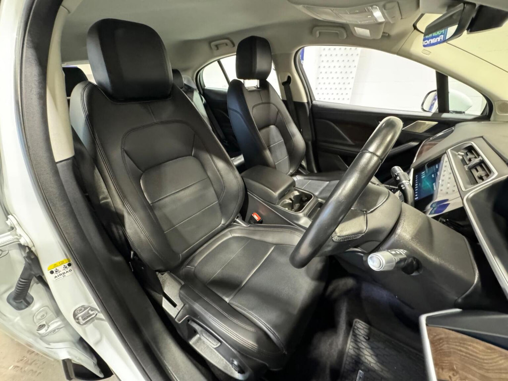 JAGUAR I-Pace