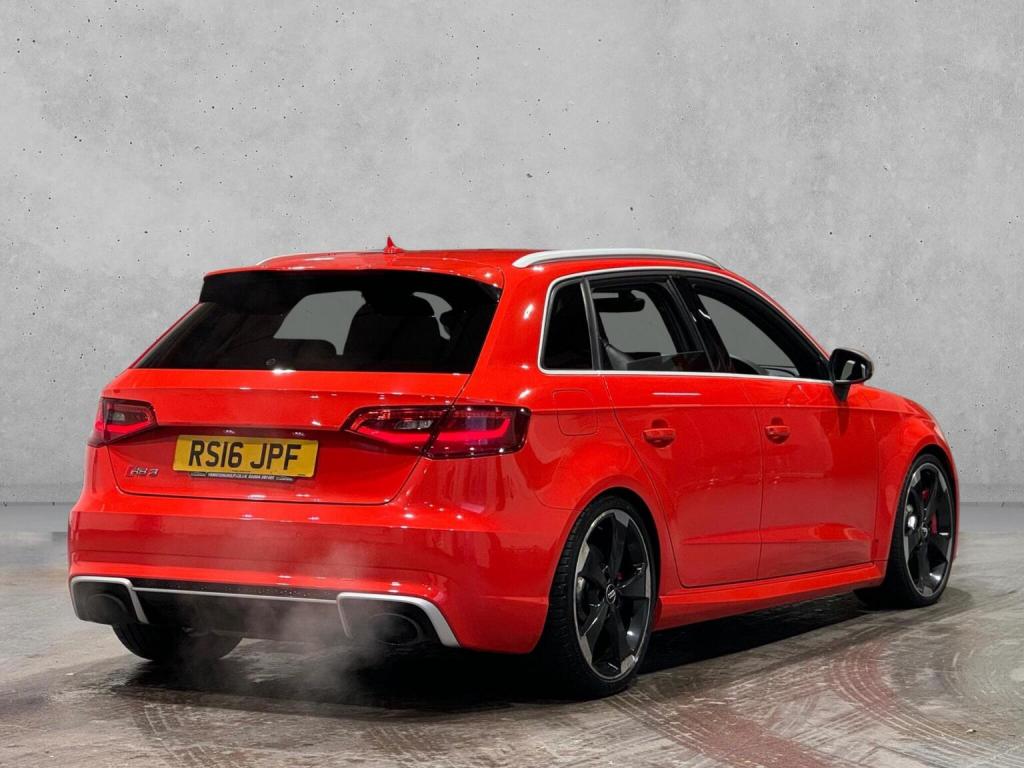 AUDI RS3