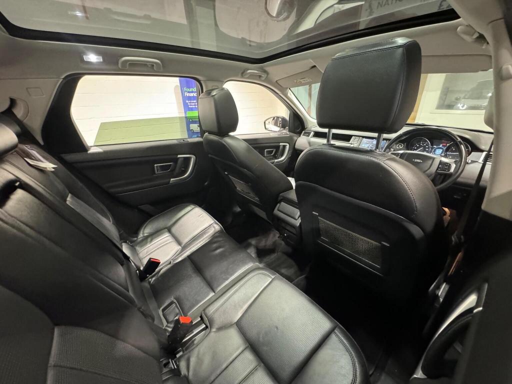 LAND ROVER DISCOVERY SPORT