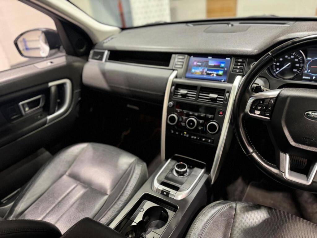 LAND ROVER DISCOVERY SPORT