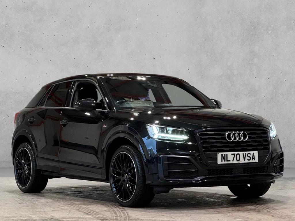 AUDI Q2