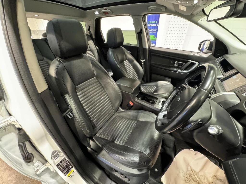 LAND ROVER DISCOVERY SPORT