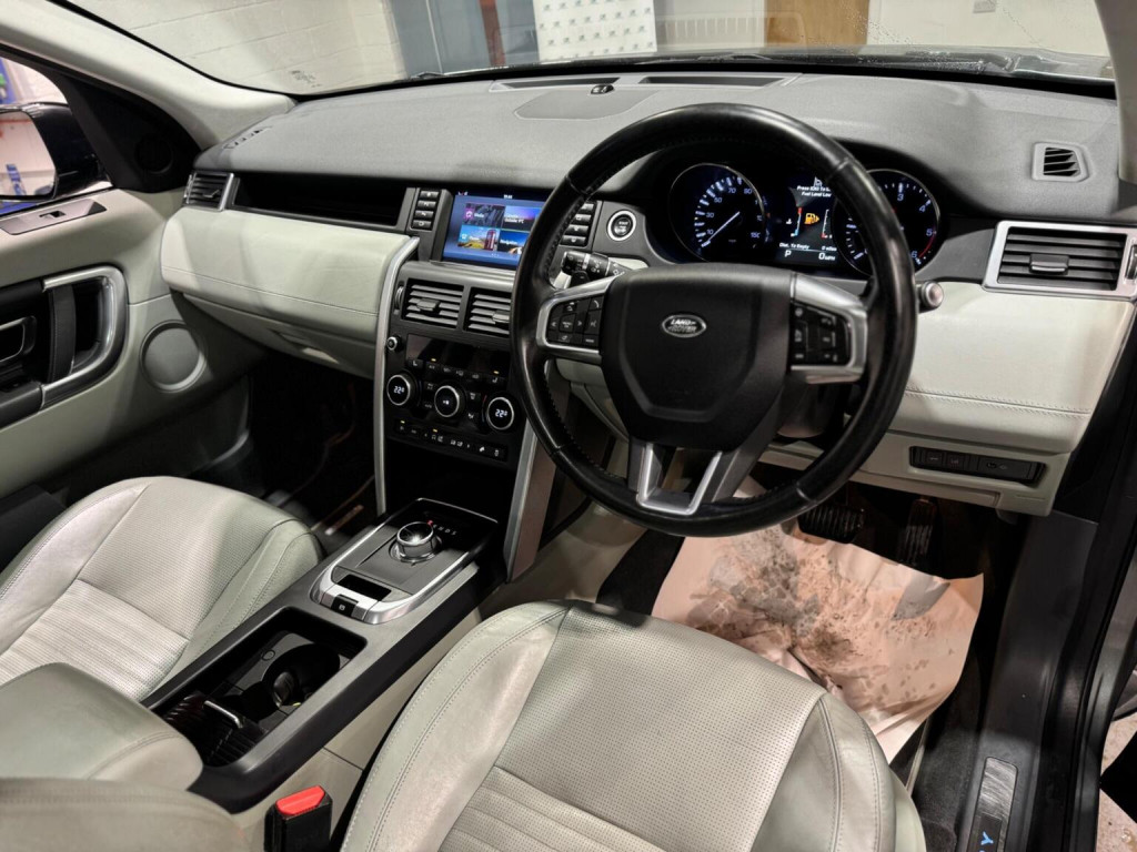 LAND ROVER DISCOVERY SPORT