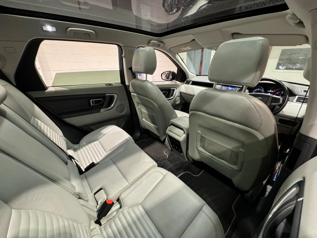 LAND ROVER DISCOVERY SPORT