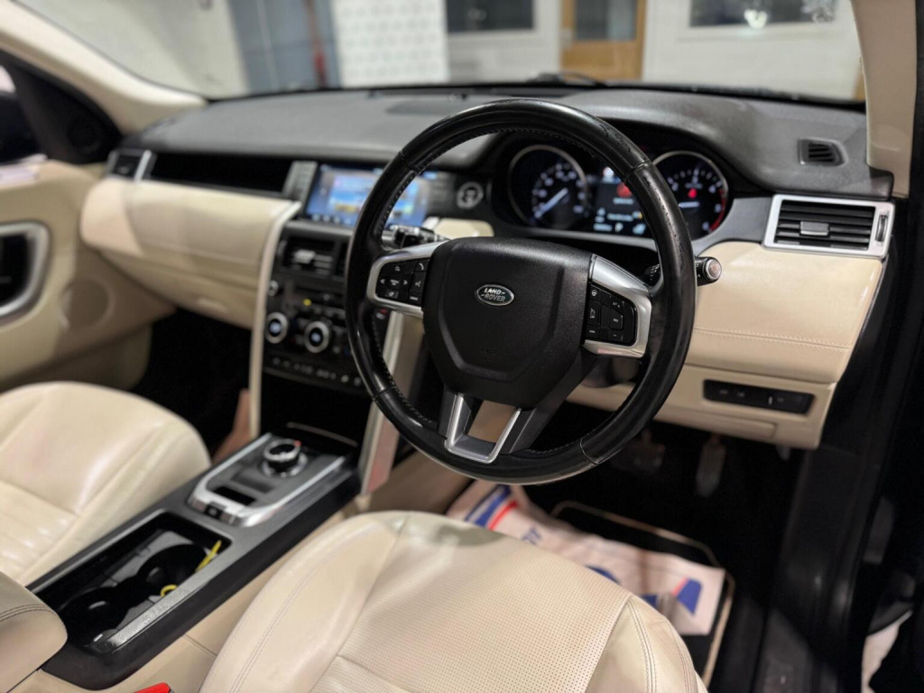 LAND ROVER DISCOVERY SPORT