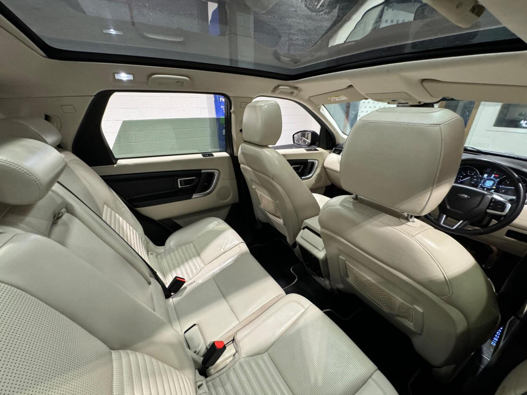 LAND ROVER DISCOVERY SPORT