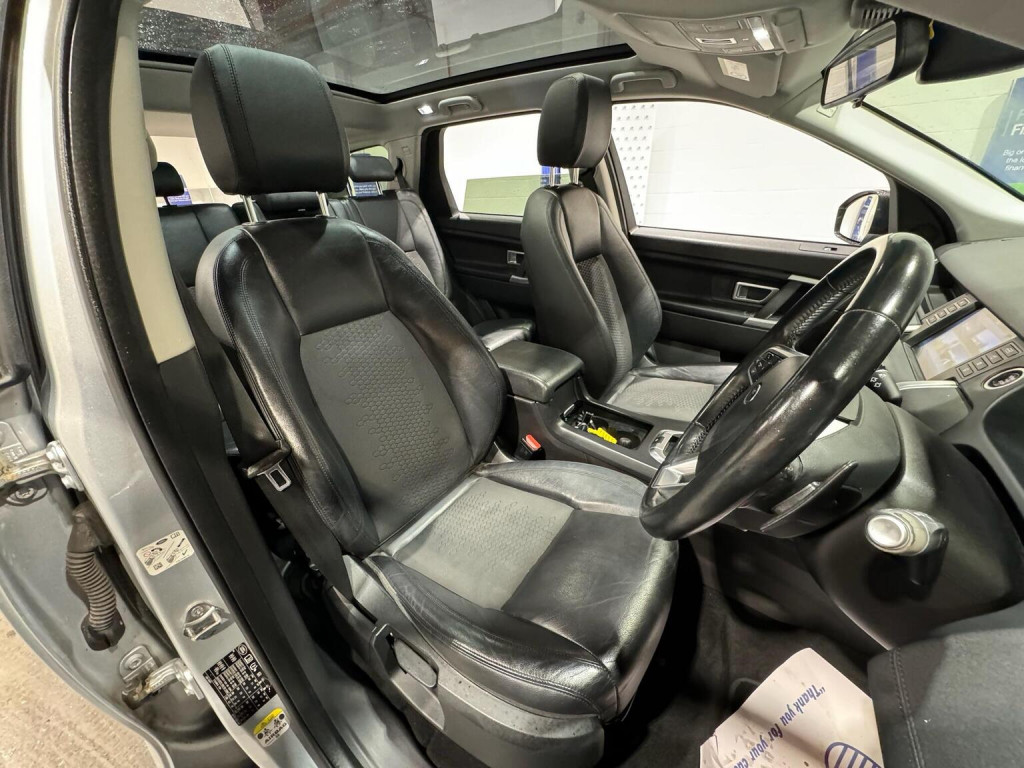 LAND ROVER DISCOVERY SPORT