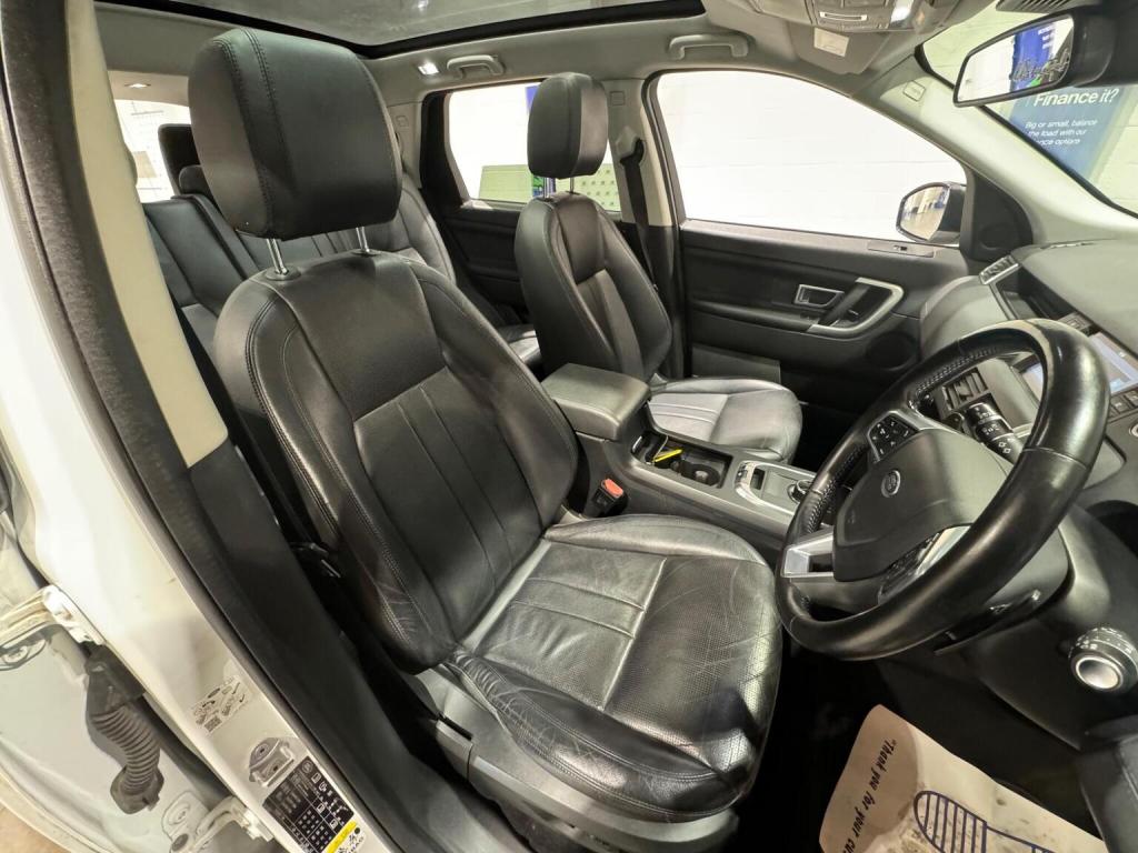 LAND ROVER DISCOVERY SPORT