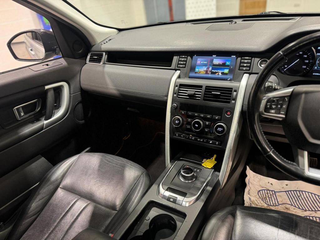 LAND ROVER DISCOVERY SPORT