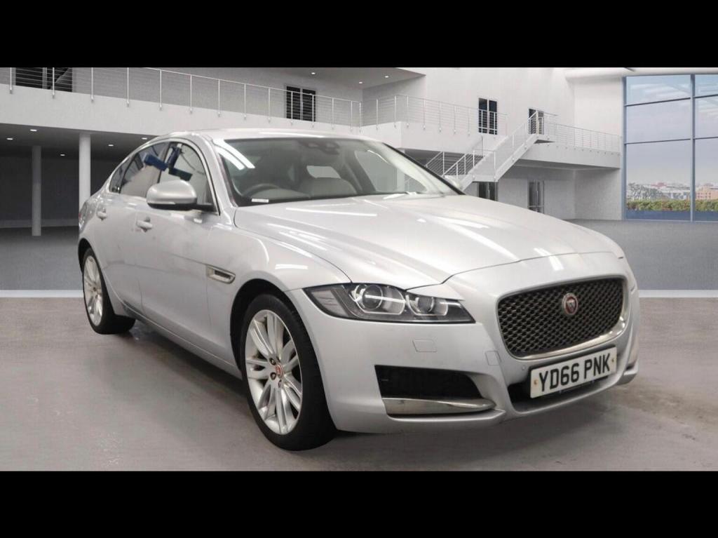 JAGUAR XF