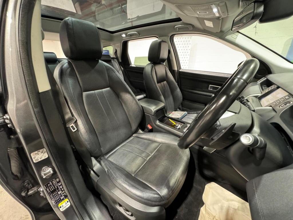 LAND ROVER DISCOVERY SPORT