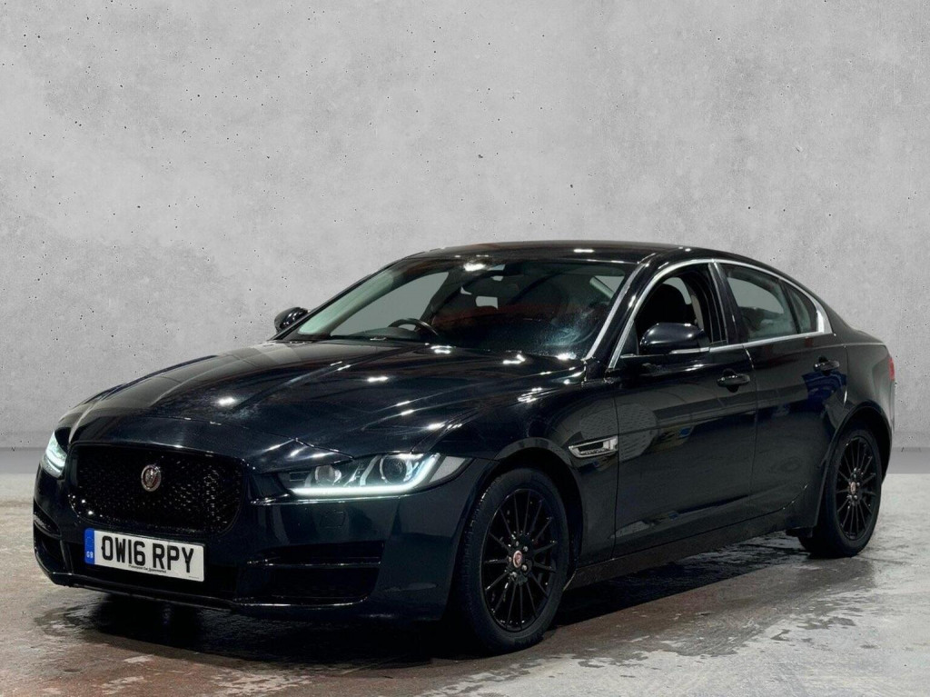JAGUAR XE