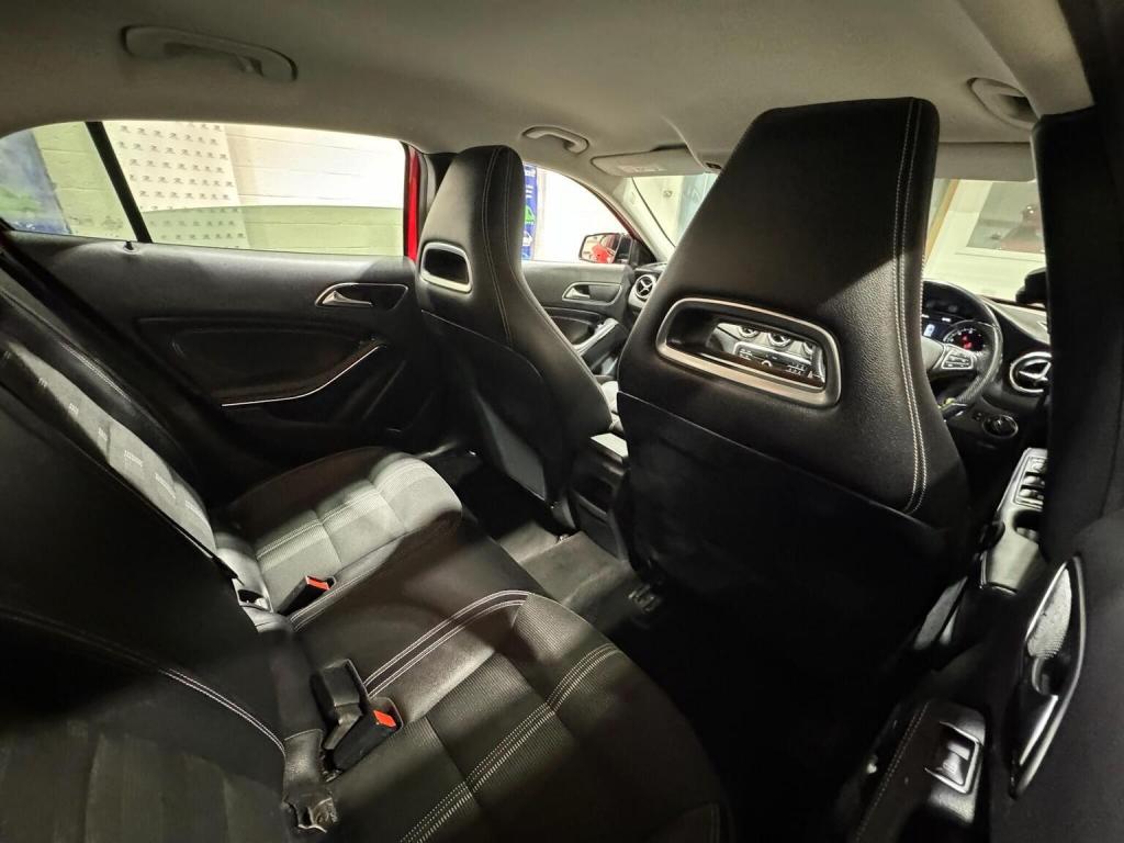 MERCEDES-BENZ GLA CLASS