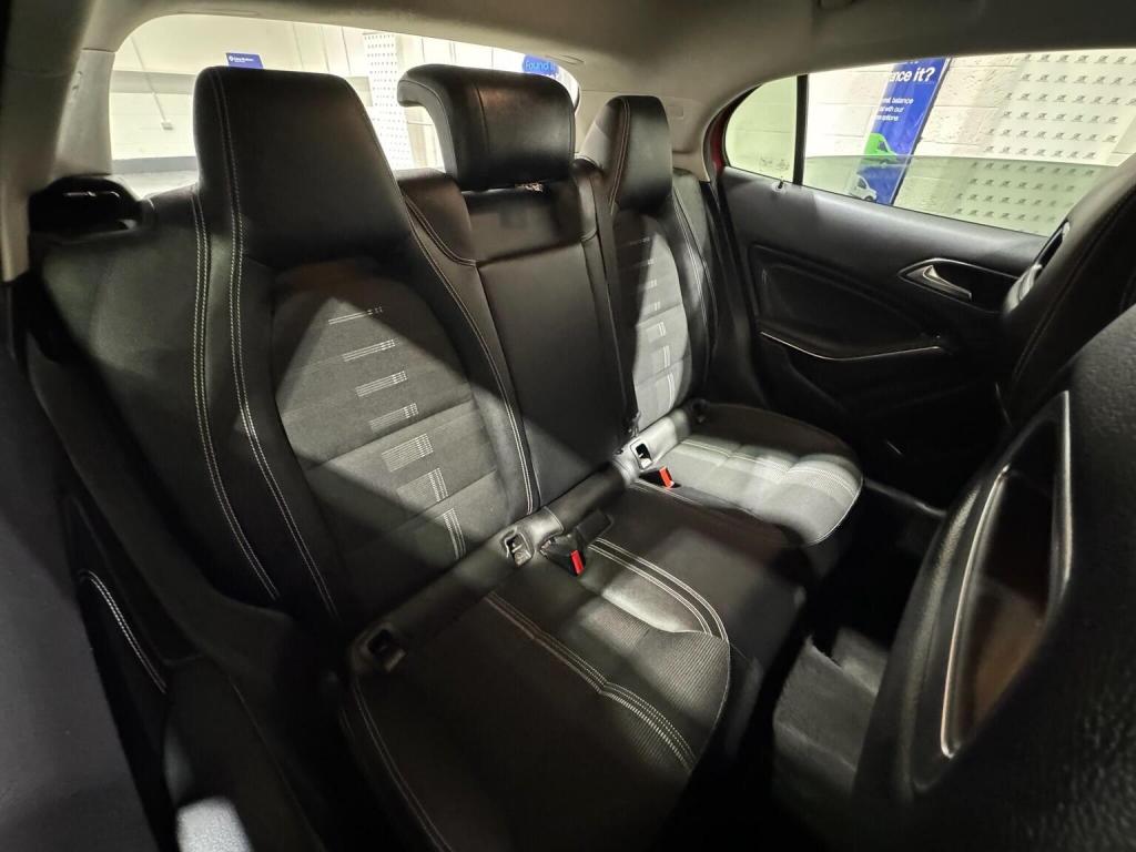 MERCEDES-BENZ GLA CLASS