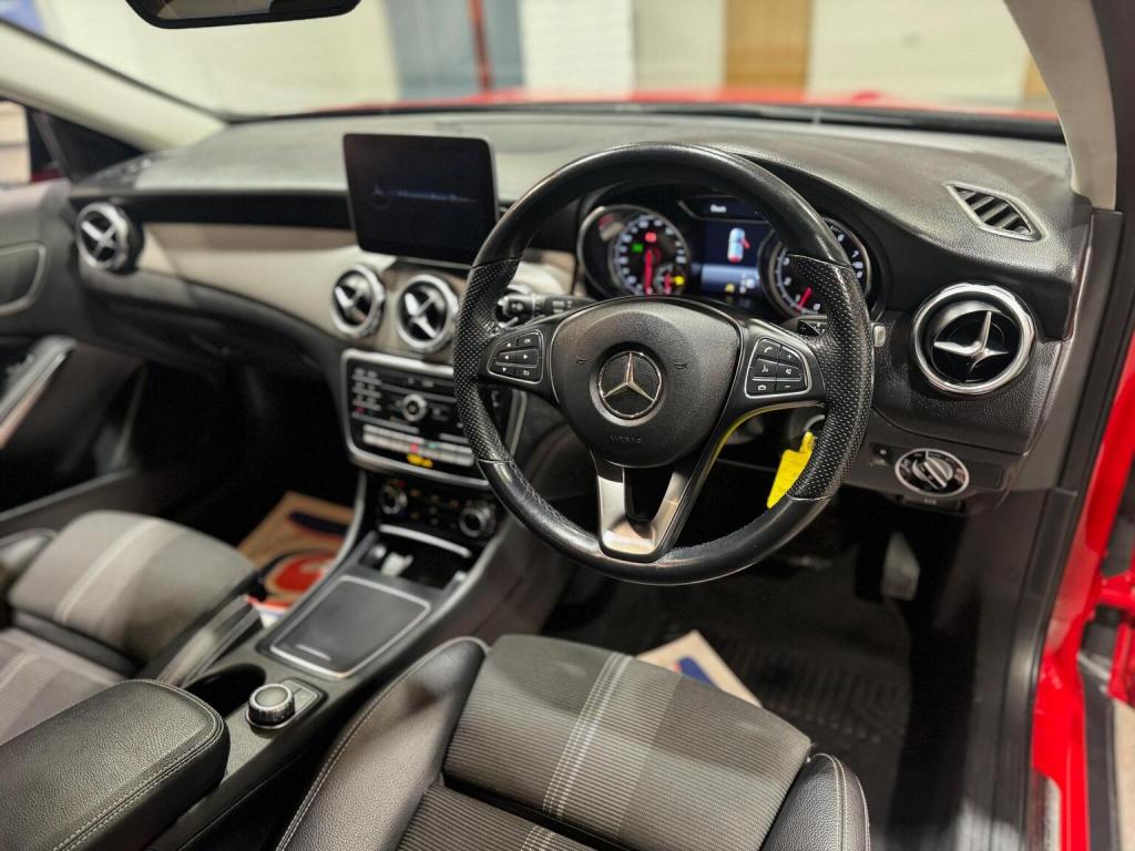 MERCEDES-BENZ GLA CLASS
