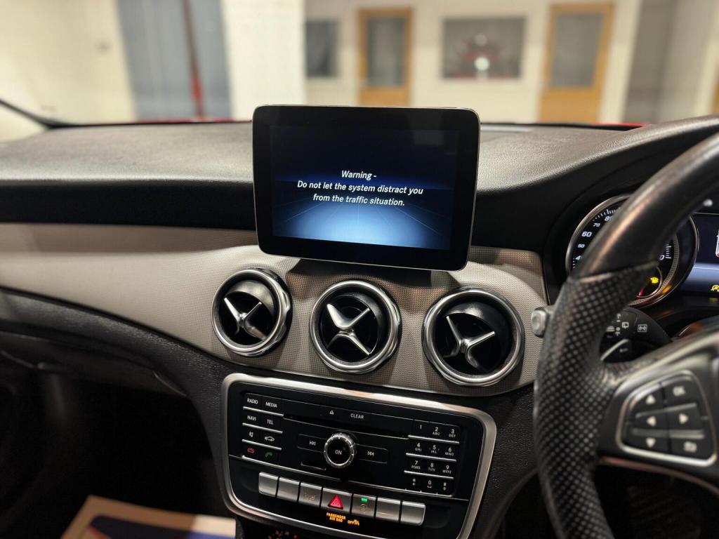 MERCEDES-BENZ GLA CLASS