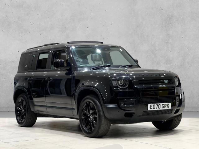 LAND ROVER DEFENDER 110