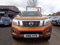NISSAN NAVARA