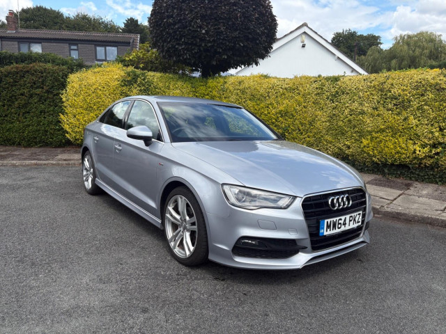 AUDI A3 1.4 TFSI CoD S line