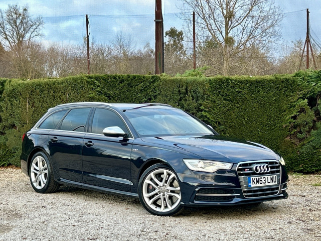 AUDI S6 AVANT