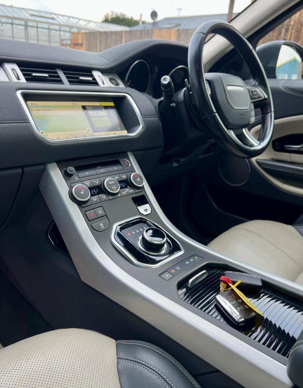 LAND ROVER RANGE ROVER EVOQUE