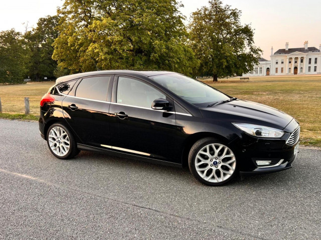 FORD FOCUS 1.0T EcoBoost Titanium X Euro 6 (s/s) 5dr