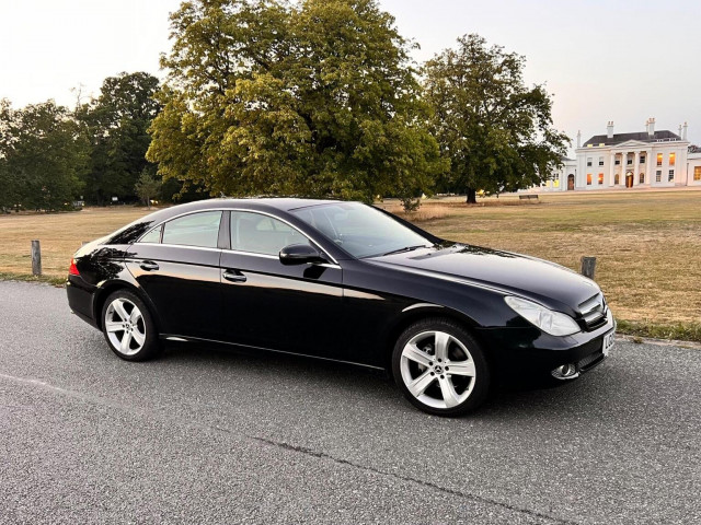 MERCEDES-BENZ CLS 3.0 CLS320 CDI Coupe 7G-Tronic 4dr