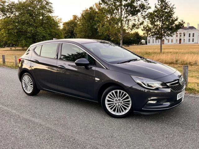 VAUXHALL ASTRA 1.6 CDTi BlueInjection Elite Nav Auto Euro 6 5dr