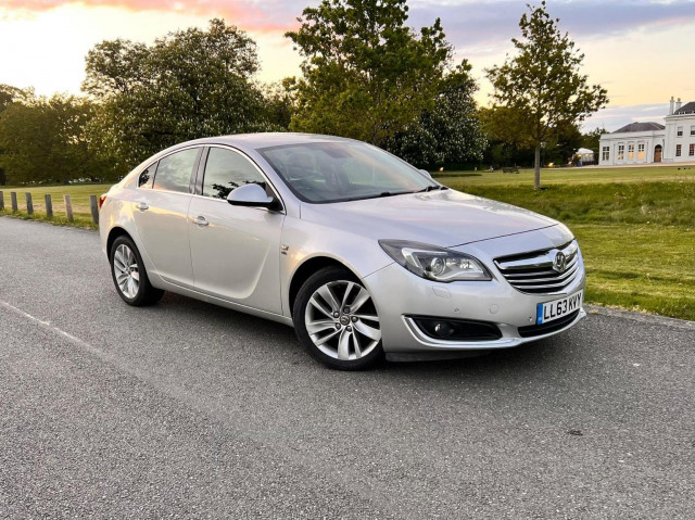 VAUXHALL INSIGNIA 2.0 CDTi Elite Nav Auto Euro 5 5dr