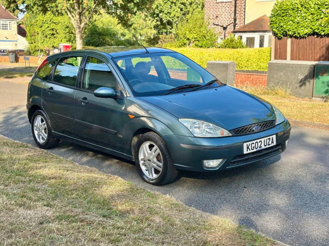 FORD FOCUS 1.6i 16v Zetec 5dr