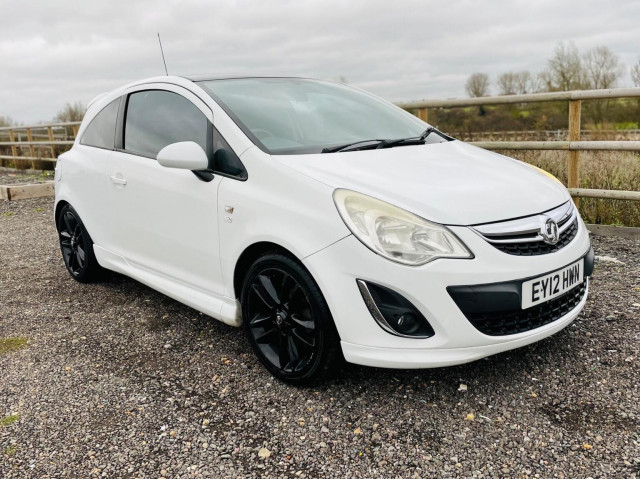 VAUXHALL CORSA 1.2 16V Limited Edition Euro 5 3dr