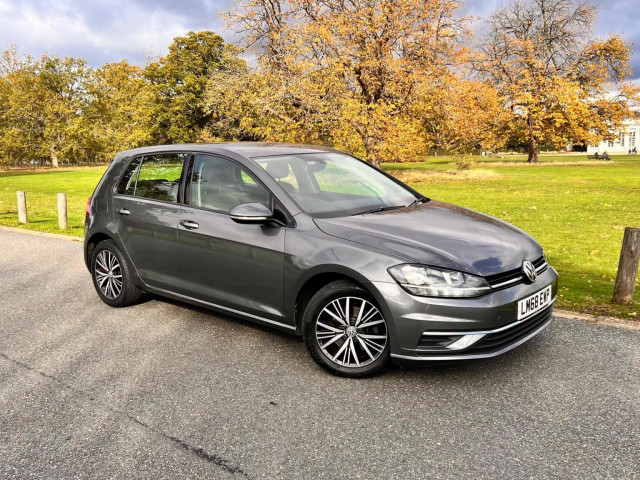 VOLKSWAGEN GOLF 1.6 TDI SE Nav DSG Euro 6 (s/s) 5dr