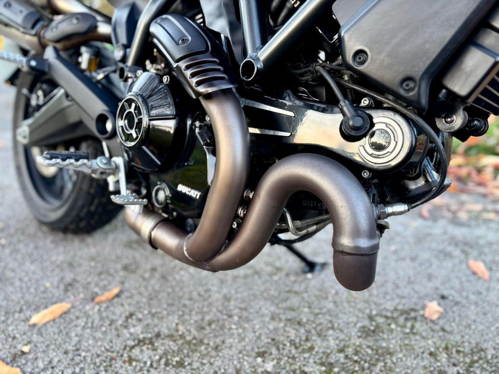 DUCATI SCRAMBLER 1100