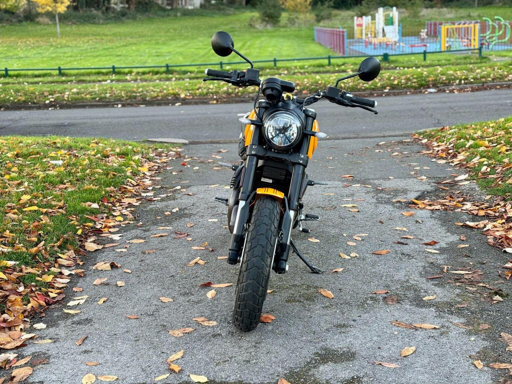 DUCATI SCRAMBLER 1100