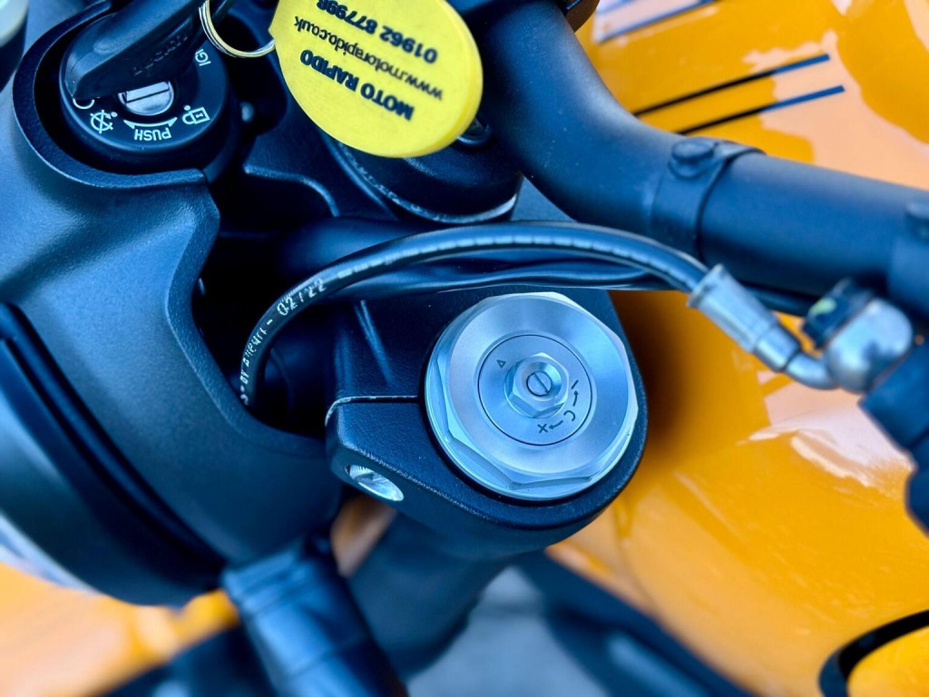 DUCATI SCRAMBLER 1100