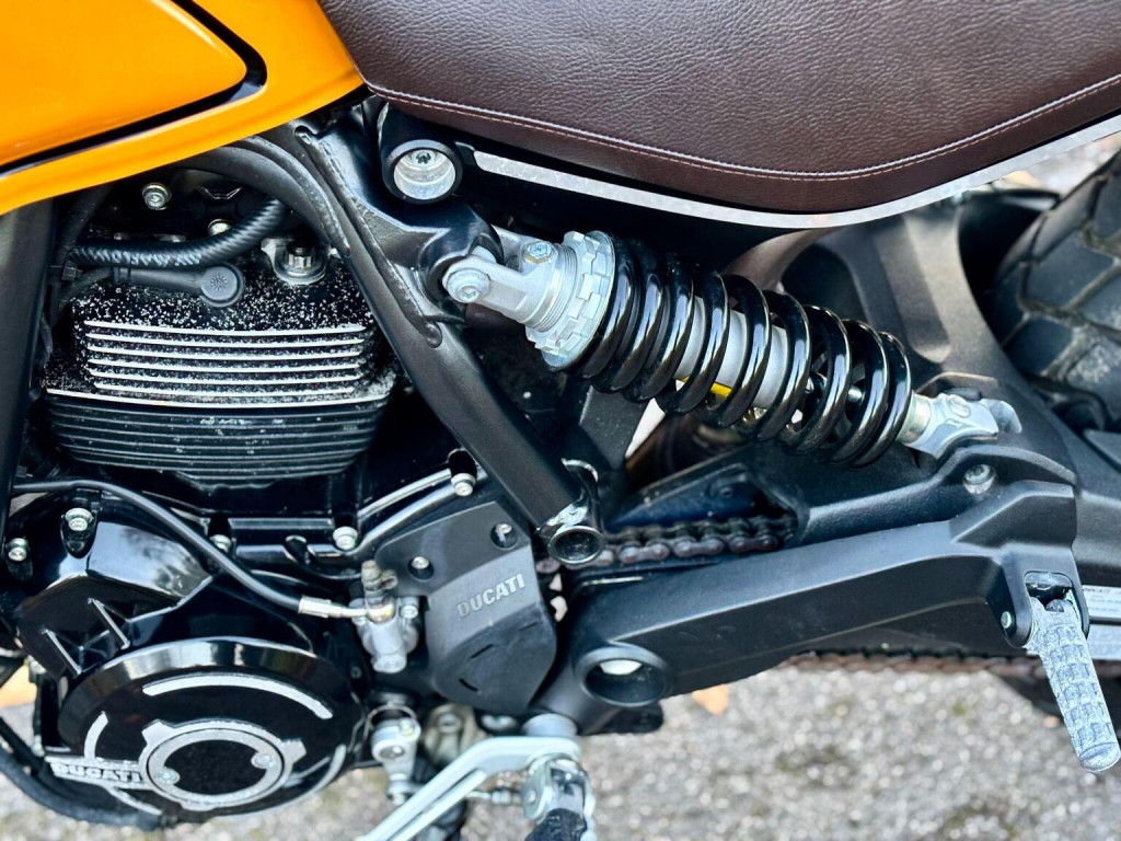 DUCATI SCRAMBLER 1100