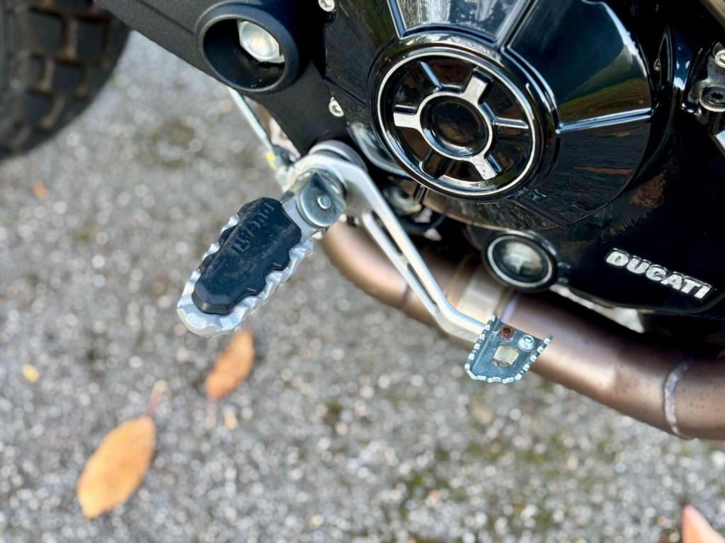 DUCATI SCRAMBLER 1100