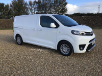 TOYOTA PROACE