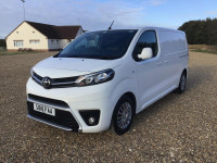 TOYOTA PROACE