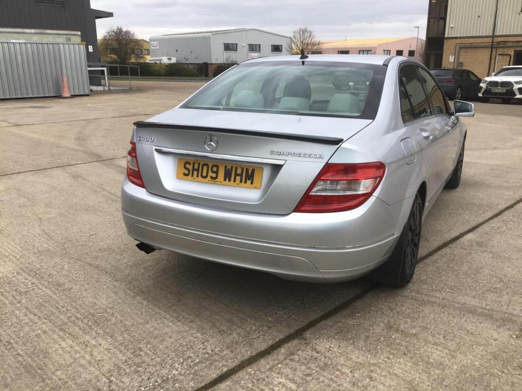 MERCEDES-BENZ C CLASS