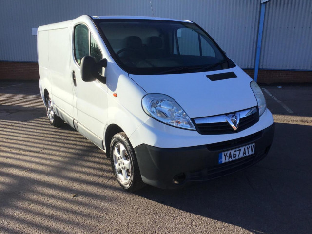 VAUXHALL VIVARO