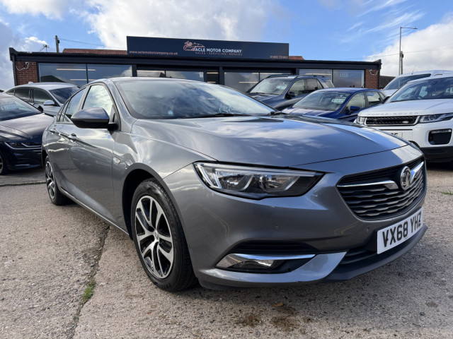VAUXHALL INSIGNIA