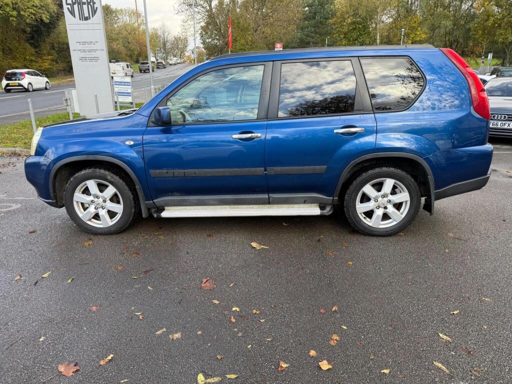 NISSAN X-TRAIL